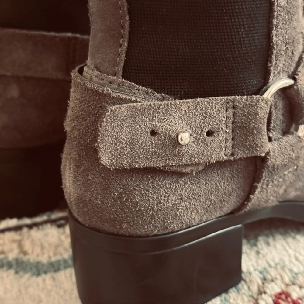 Bandolino Bonica Knee High Equestrian Suede Harness Boots - Picture 11 of 16